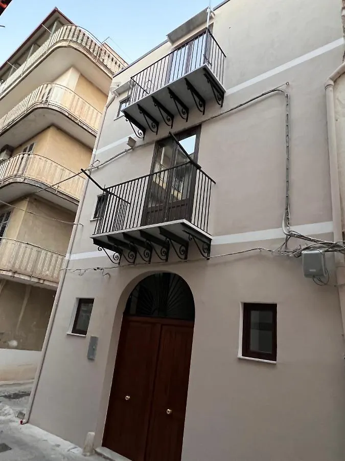 Bed & Breakfast Lb Home Termini Imerese