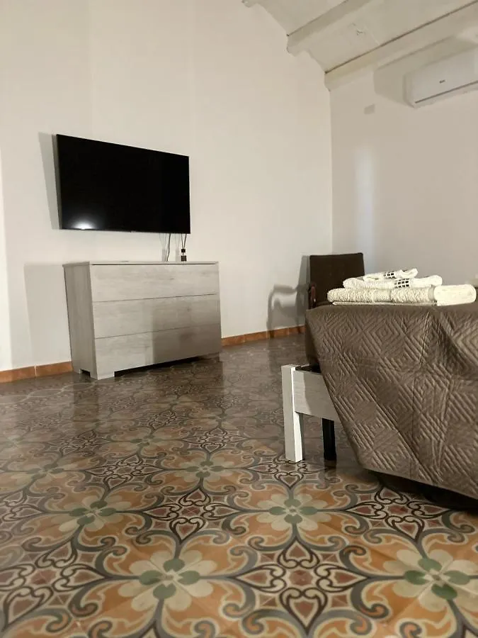Bed & Breakfast Lb Home Termini Imerese