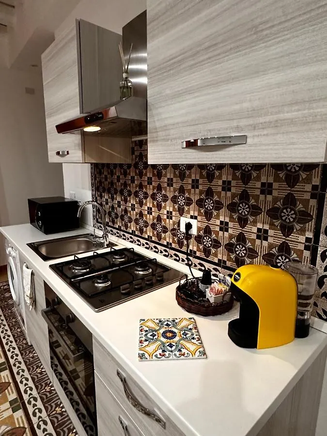 Bed & Breakfast Lb Home Termini Imerese