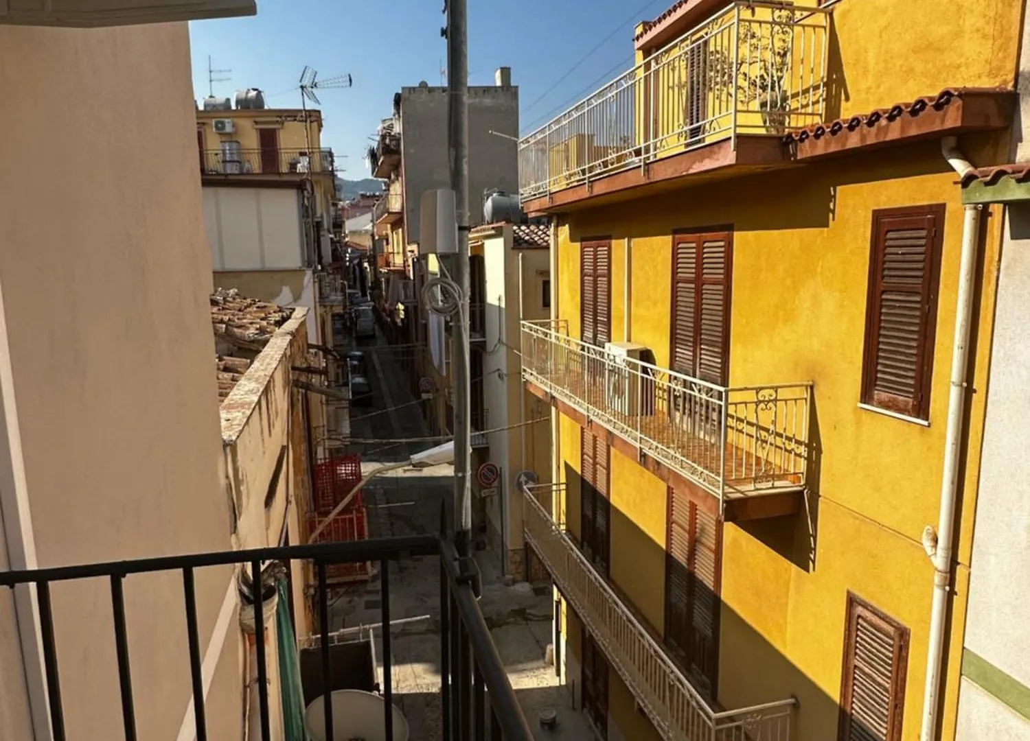 Lb Home Termini Imerese 0*,  Italia