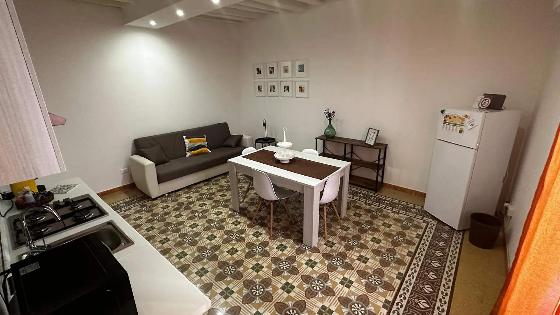 Lb Home Termini Imerese Italia