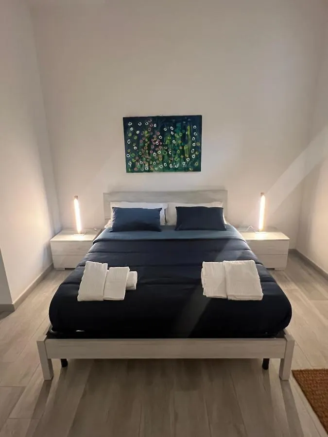 Lb Home Termini Imerese Couette-café
