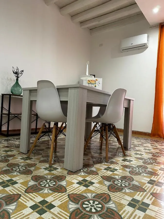Couette-café Lb Home Termini Imerese Italie