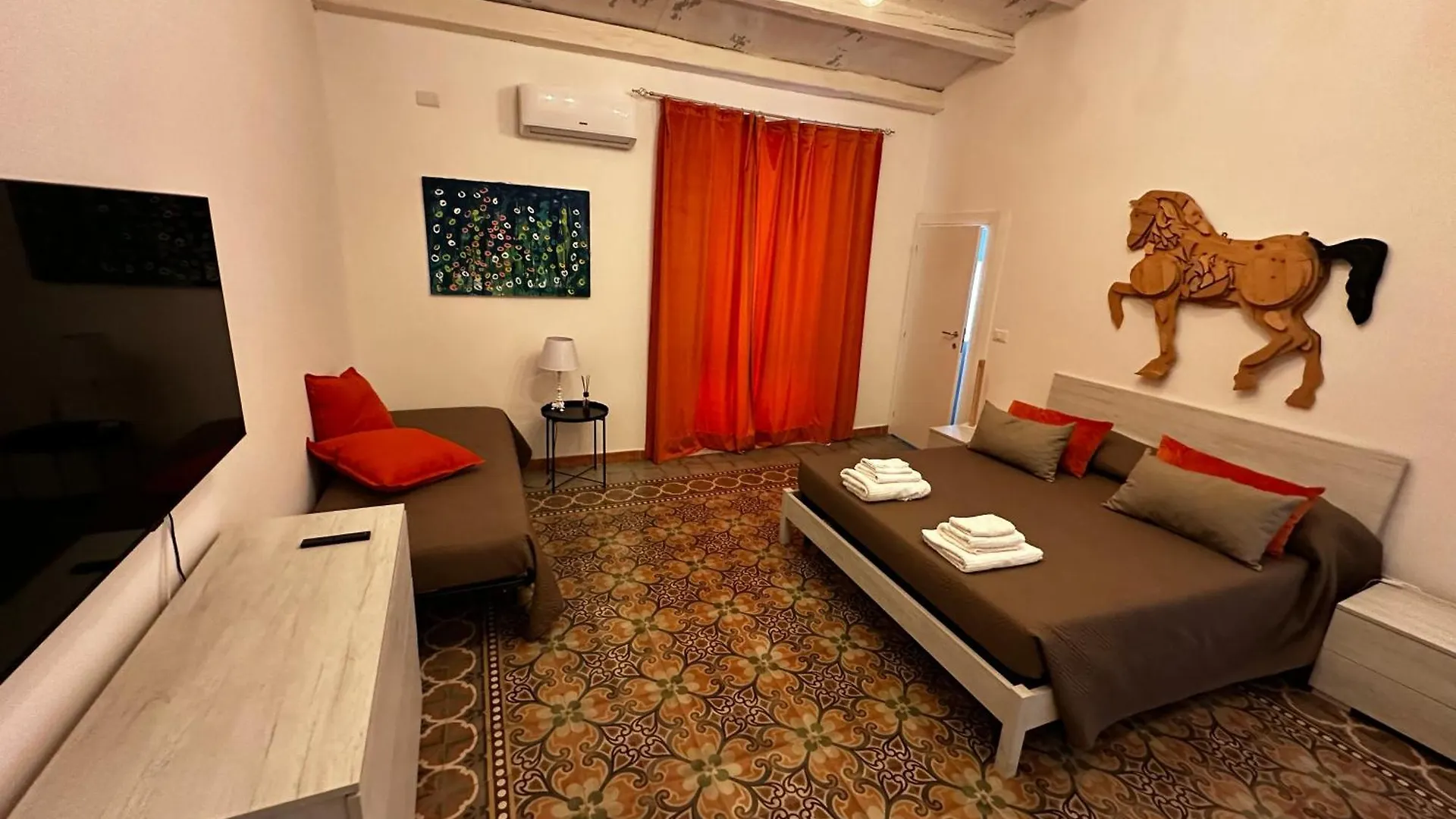 Couette-café Lb Home Termini Imerese